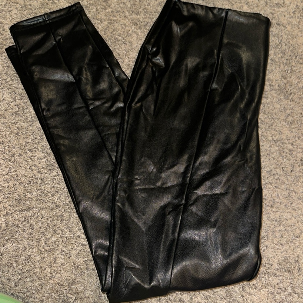 Faux leather leggings pants